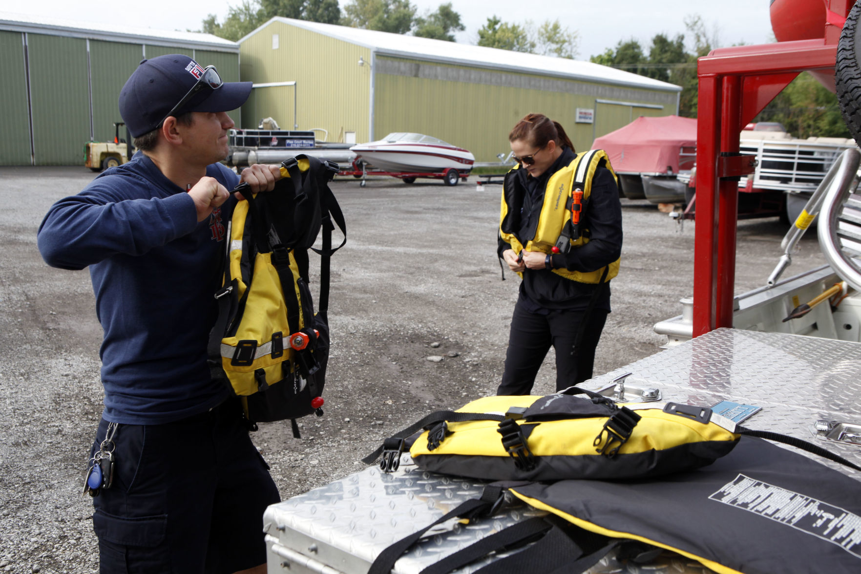 Dive crews train on Cedar Lake